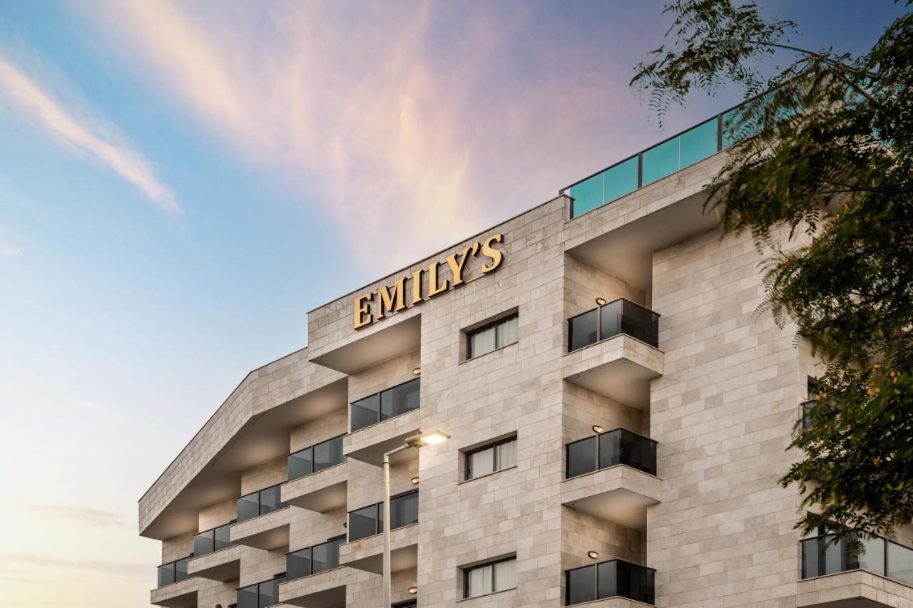 Emily'S Hotel Тиверіада Екстер'єр фото